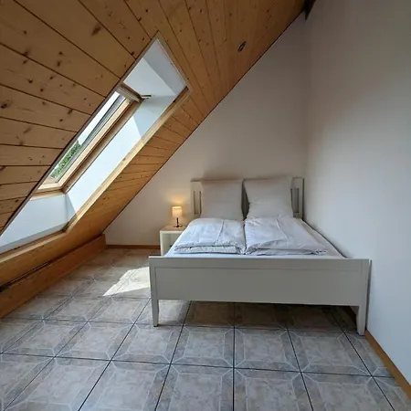 Am Schoenberg - Apartment Ebringen